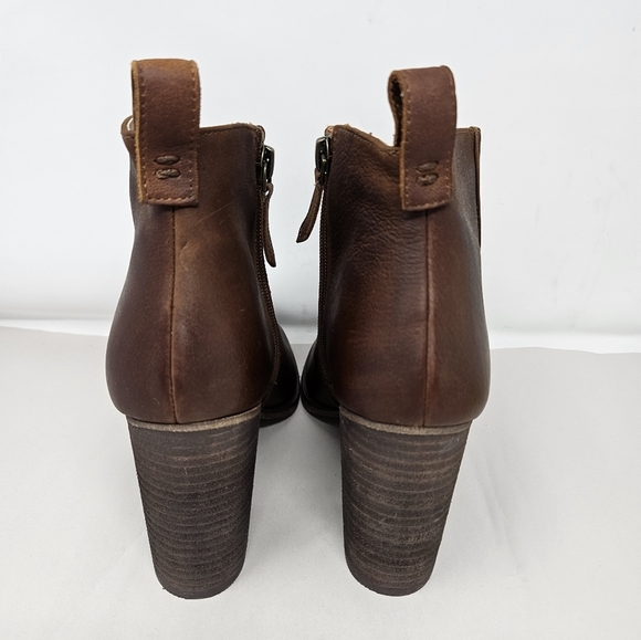 BP. Lance Womens Cognac Leather Booties Sz 8M Wood Block Stacked Heels Winter - Picture 4 of 13